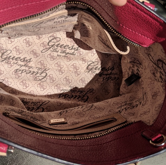 dillards guess handbags